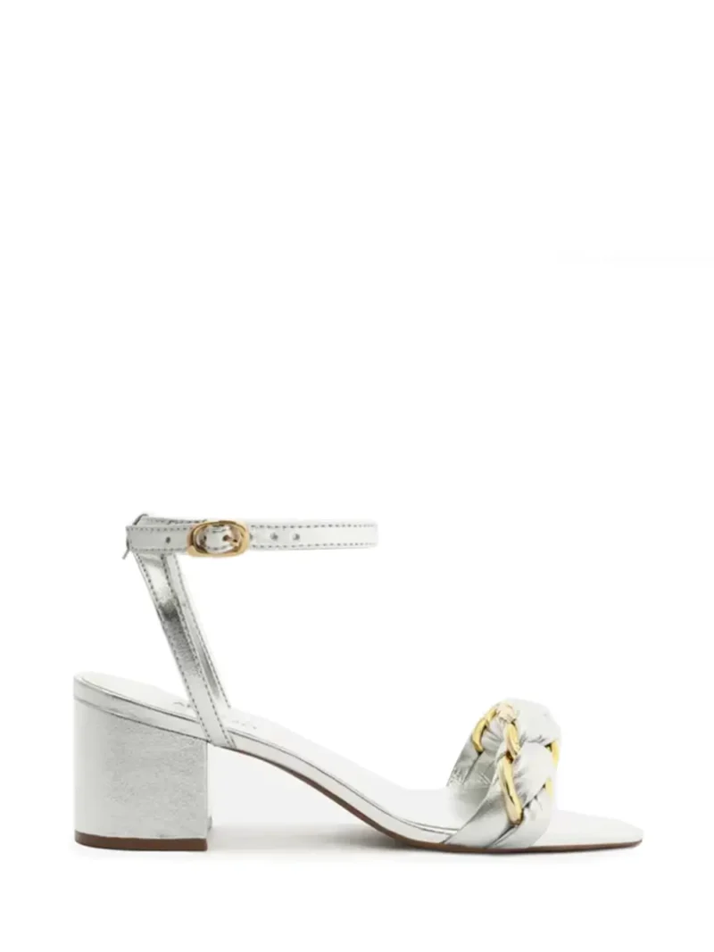 Sandália Arezzo em Pele Prata e Pormenor em Dourado