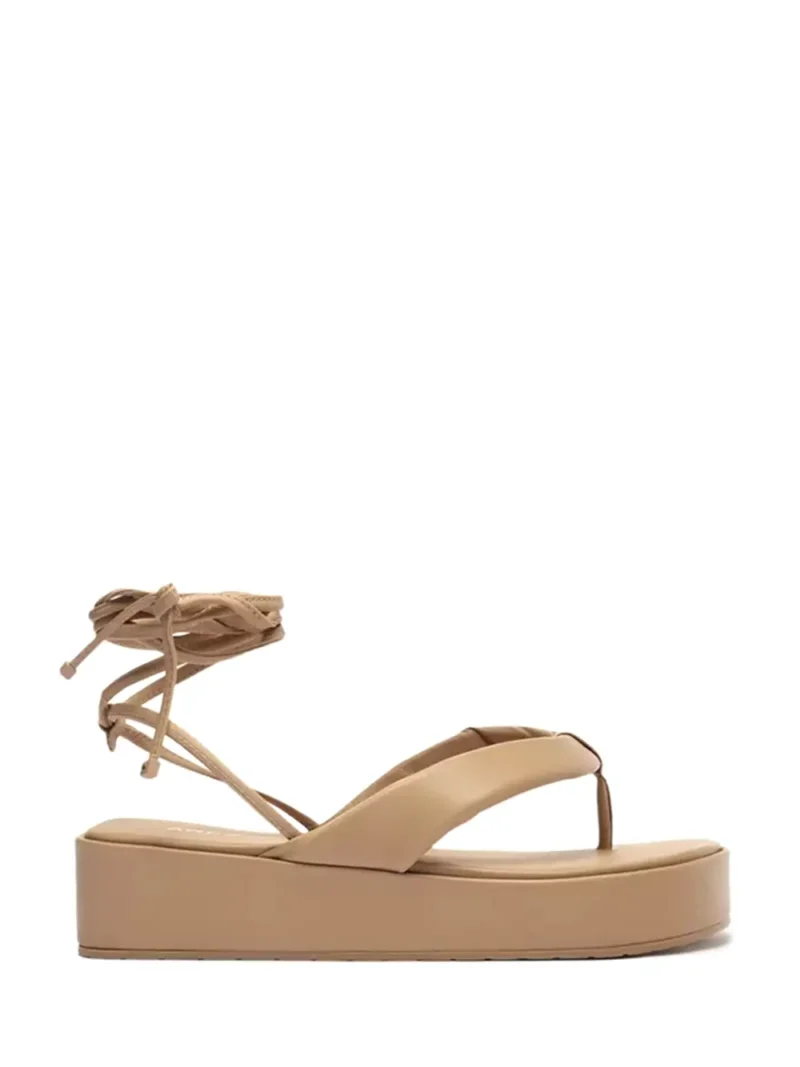 Sandália Plataforma Arezzo em Pele Castanha