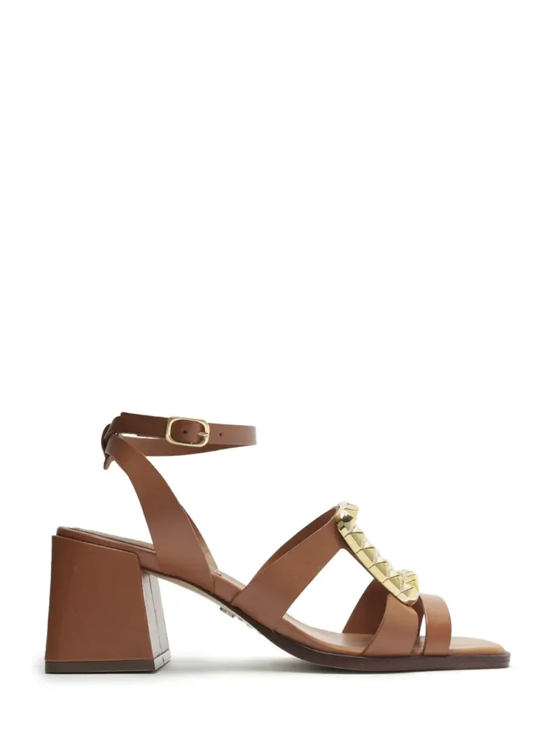 Sandália Arezzo em Pele Castanha e Pormenor em Dourado