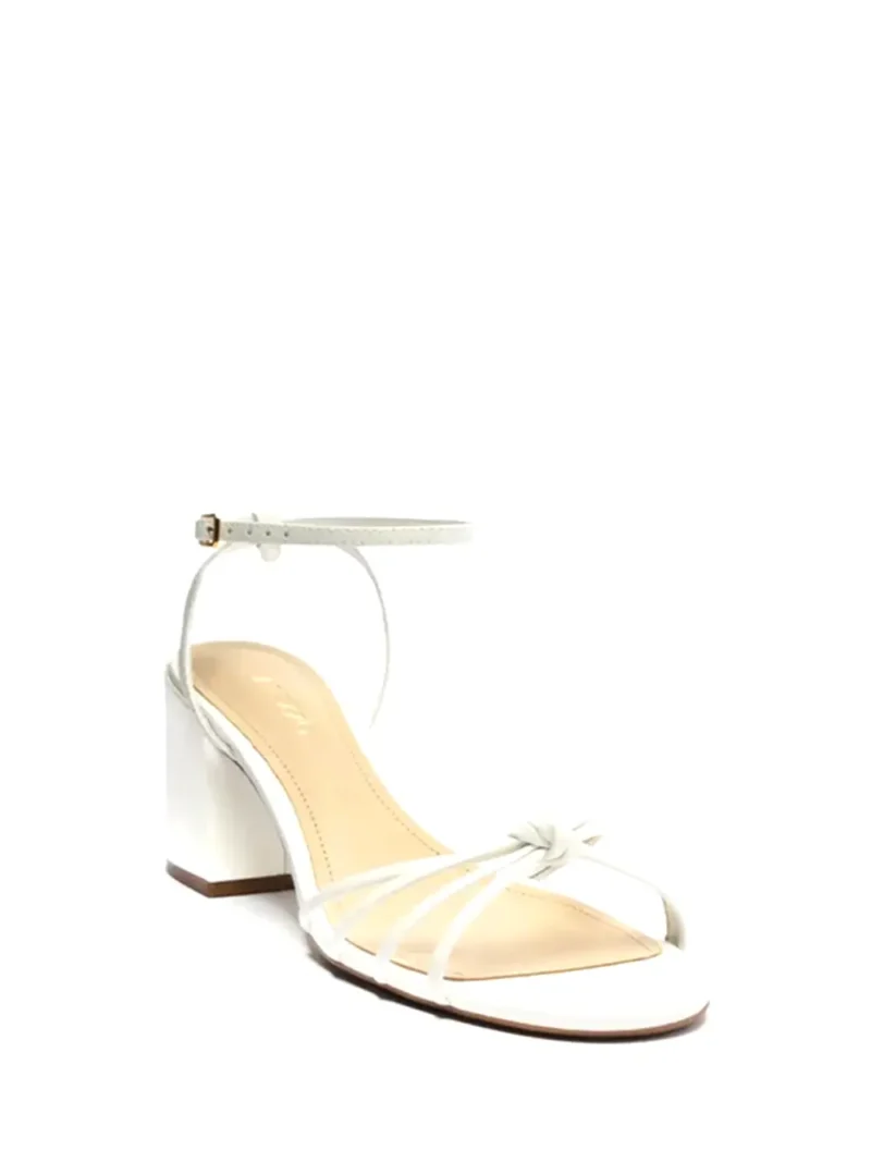Alternative view of Sandália Arezzo em Pele Branca e Pormenor de Nó