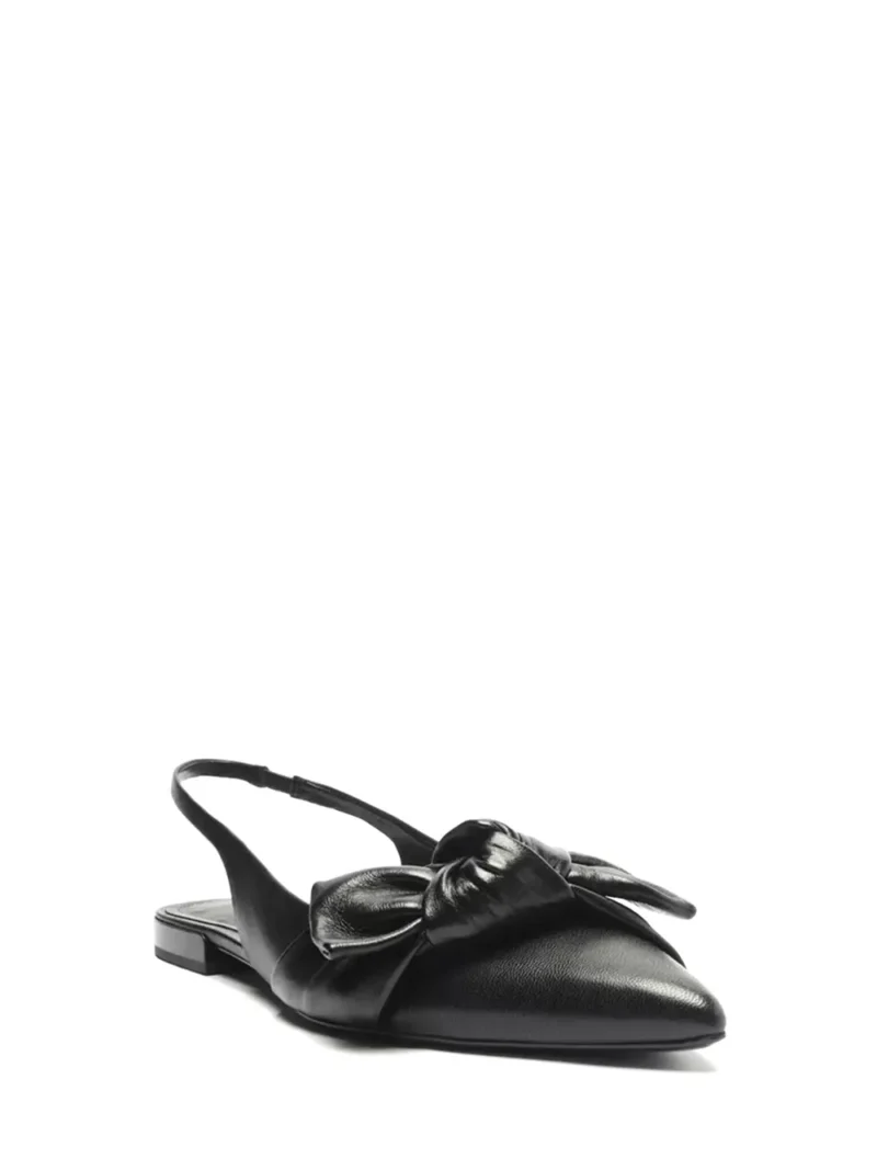 Alternative view of Mule Arezzo Preto em Pele e Laço na Biqueira