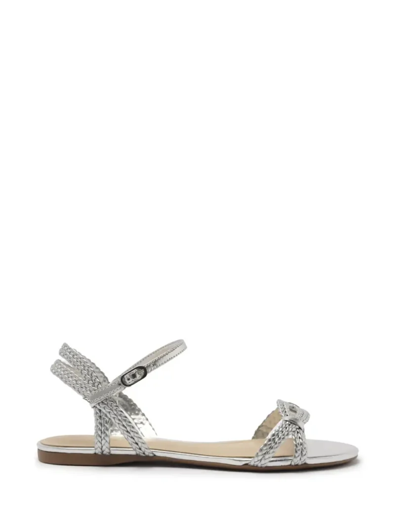 Sandália Arezzo em Pele Prata e Tiras Entrançadas