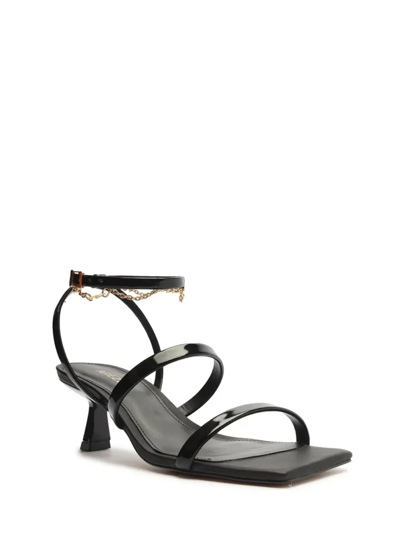 Alternative view of Sandália Arezzo Preta em Pele com Corrente Dourada