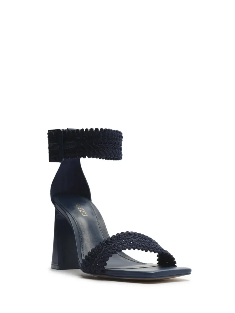 Alternative view of Sandália Arezzo em Pele Azul Escura e Tiras em Crochet
