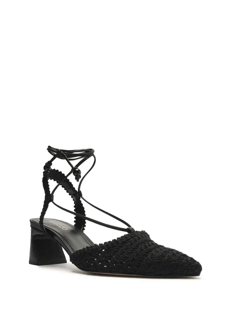 Alternative view of Mule Arezzo Preta em Pele e Biqueira em Crochet