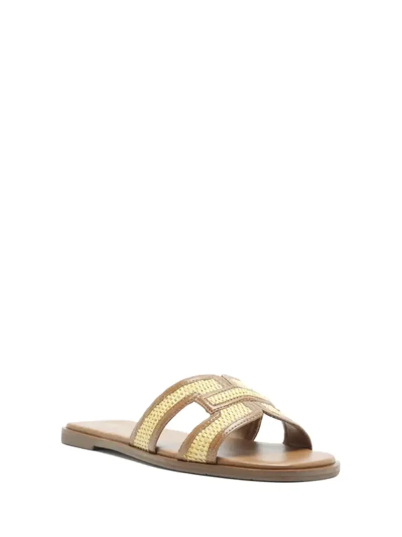 Alternative view of Sandália Arezzo em Pele Castanha e Tiras Cruzadas