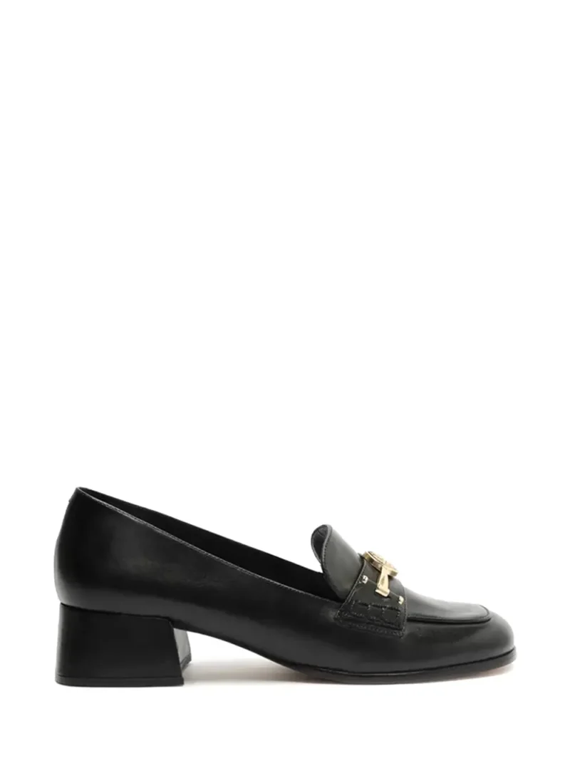 Loafer Preto Arezzo em Pele e Salto em Bloco