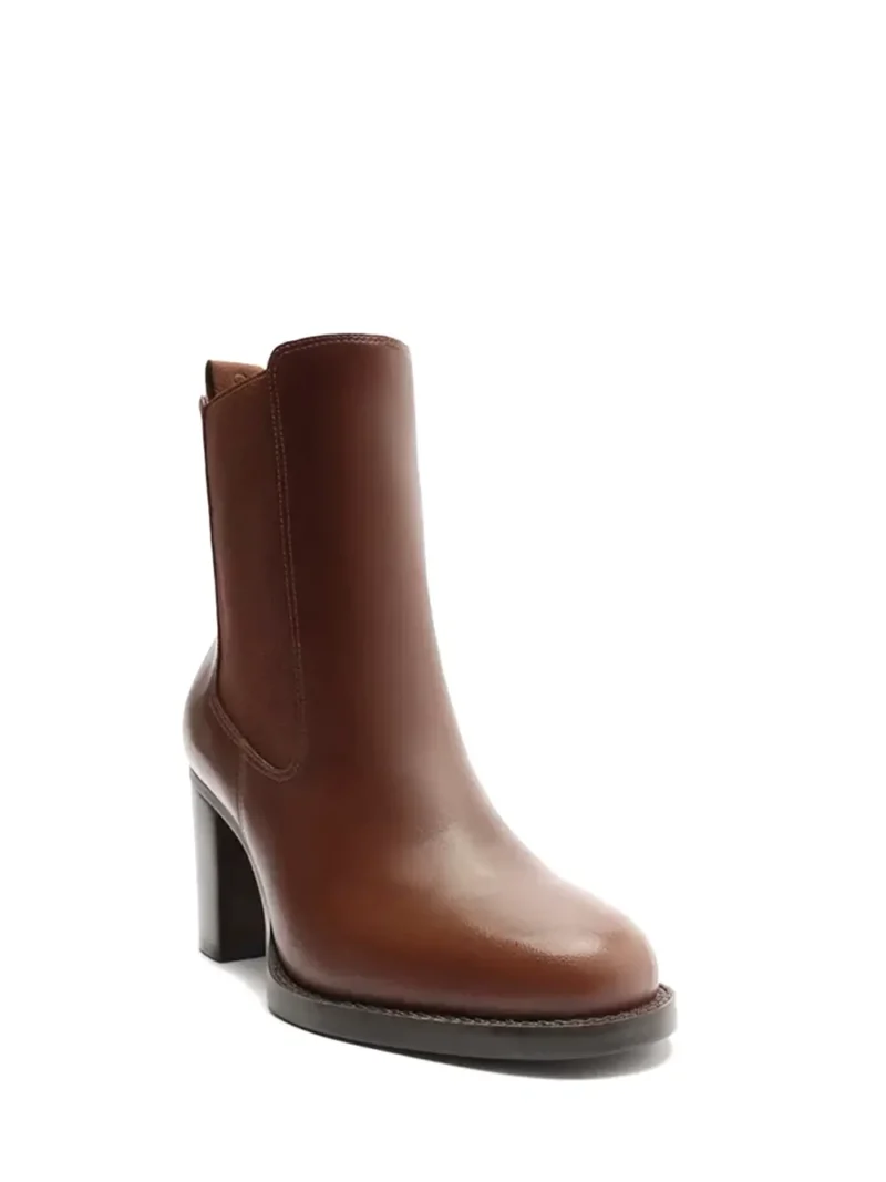 Alternative view of Bota Arezzo em Pele Castanha e Salto em Bloco