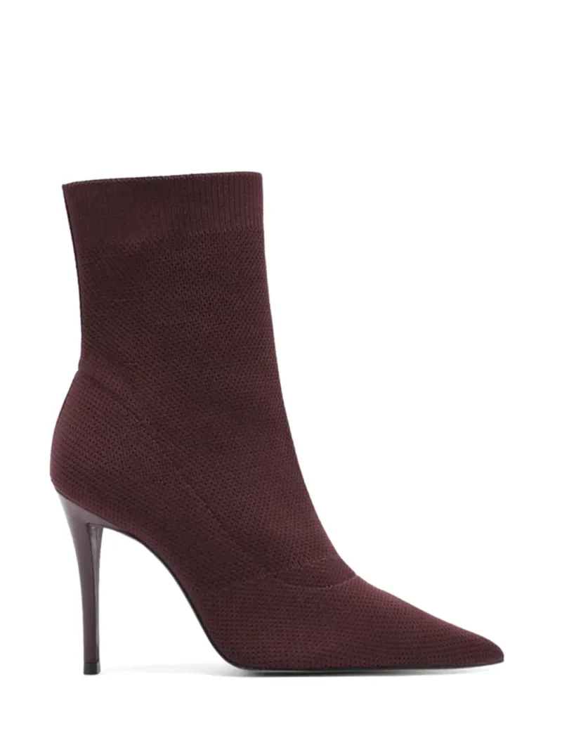 Bota Arezzo em Tecido Bordeaux e Salto Fino Alto