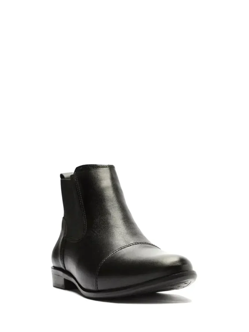 Bota Rasa Chelsea Arezzo Preta em Pele