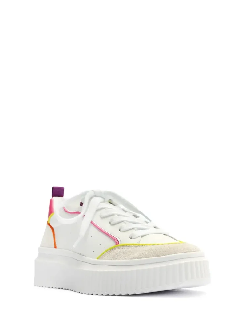 Ténis Arezzo em Pele Branca e Pormenor em Rosa e Atacadores