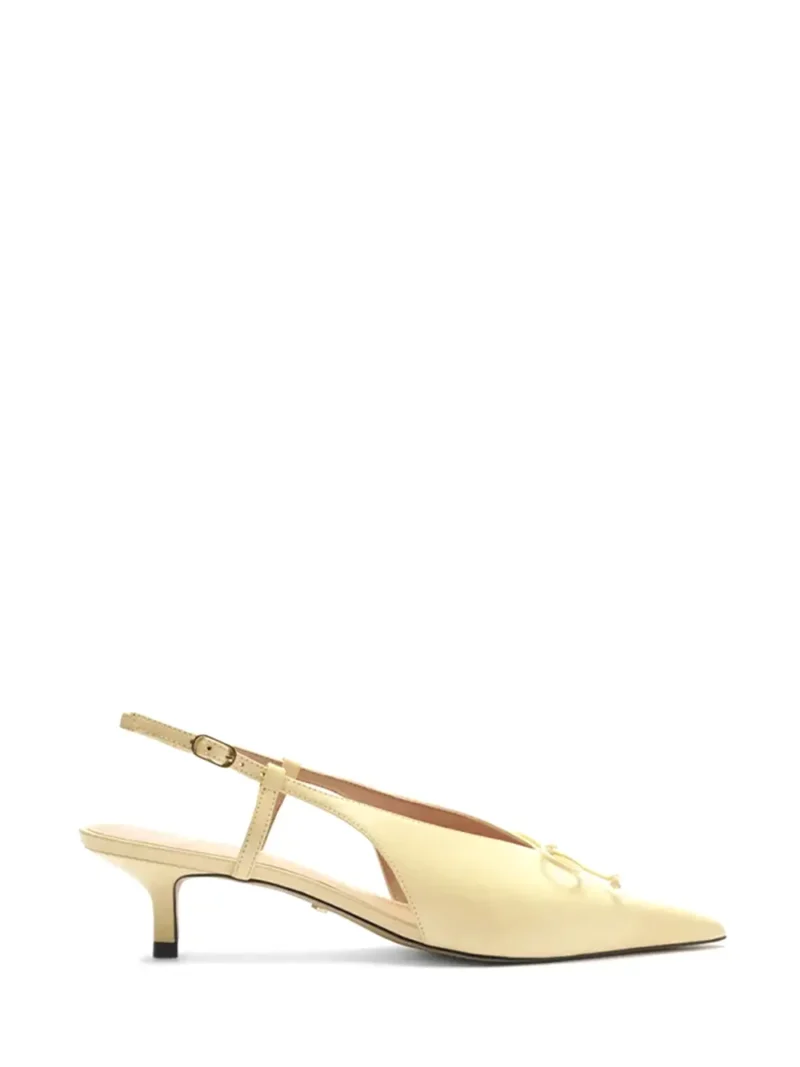 Scarpin Arezzo em Pele Beige com Laço