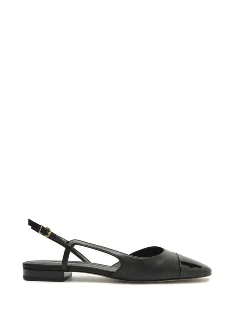 Mule Preto em Pele e Biqueira Envernizada