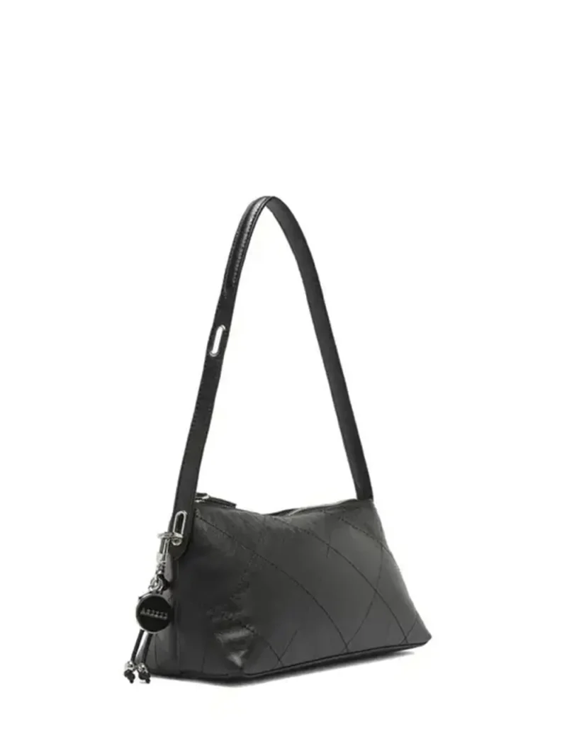 Alternative view of Mala Preta em Pele e Alça de Ombro