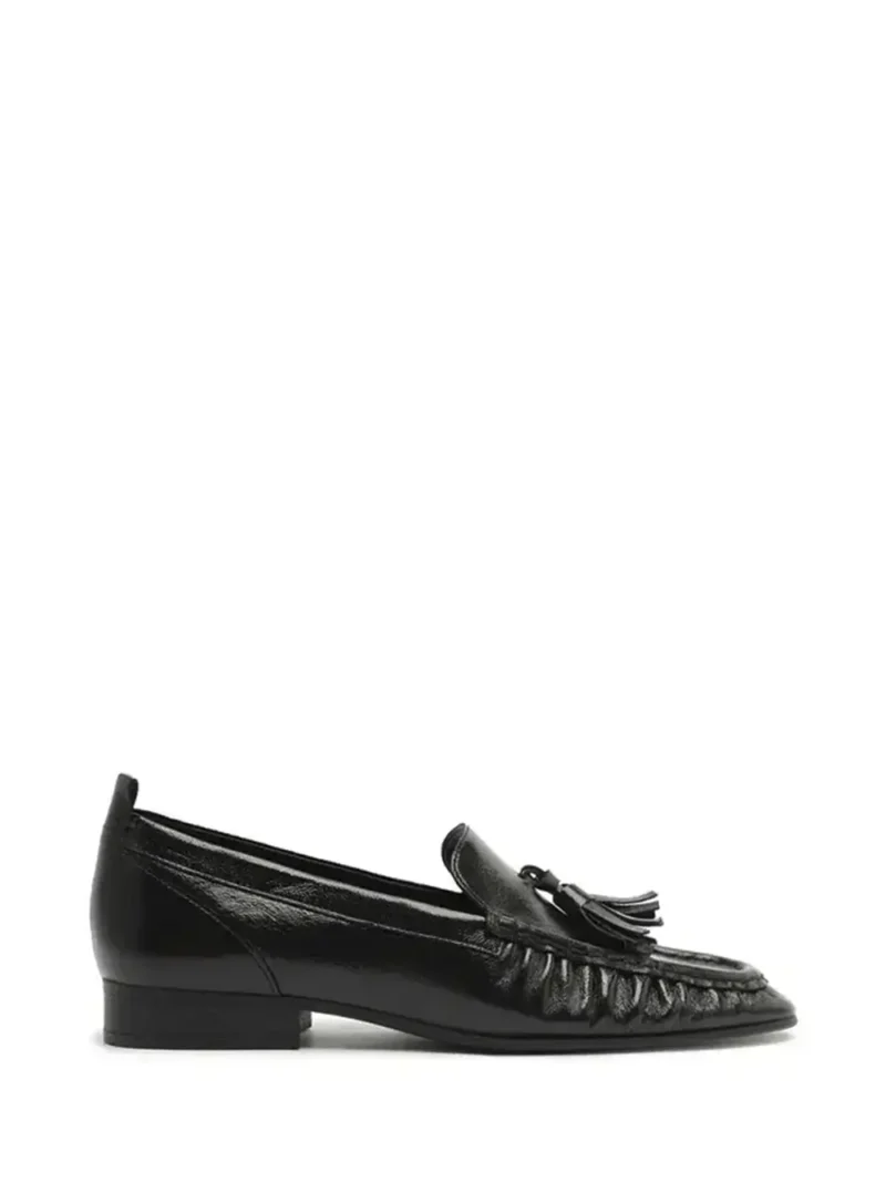 Loafer Arezzo Preto em Pele