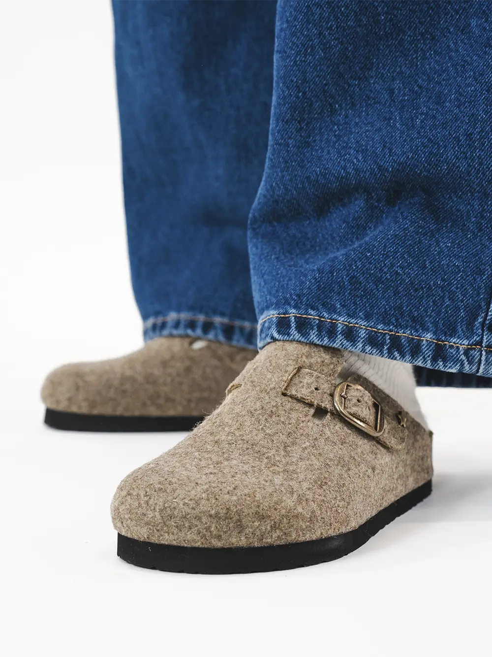 Maria-Sandália Fechada em Burel Beige - Image 2