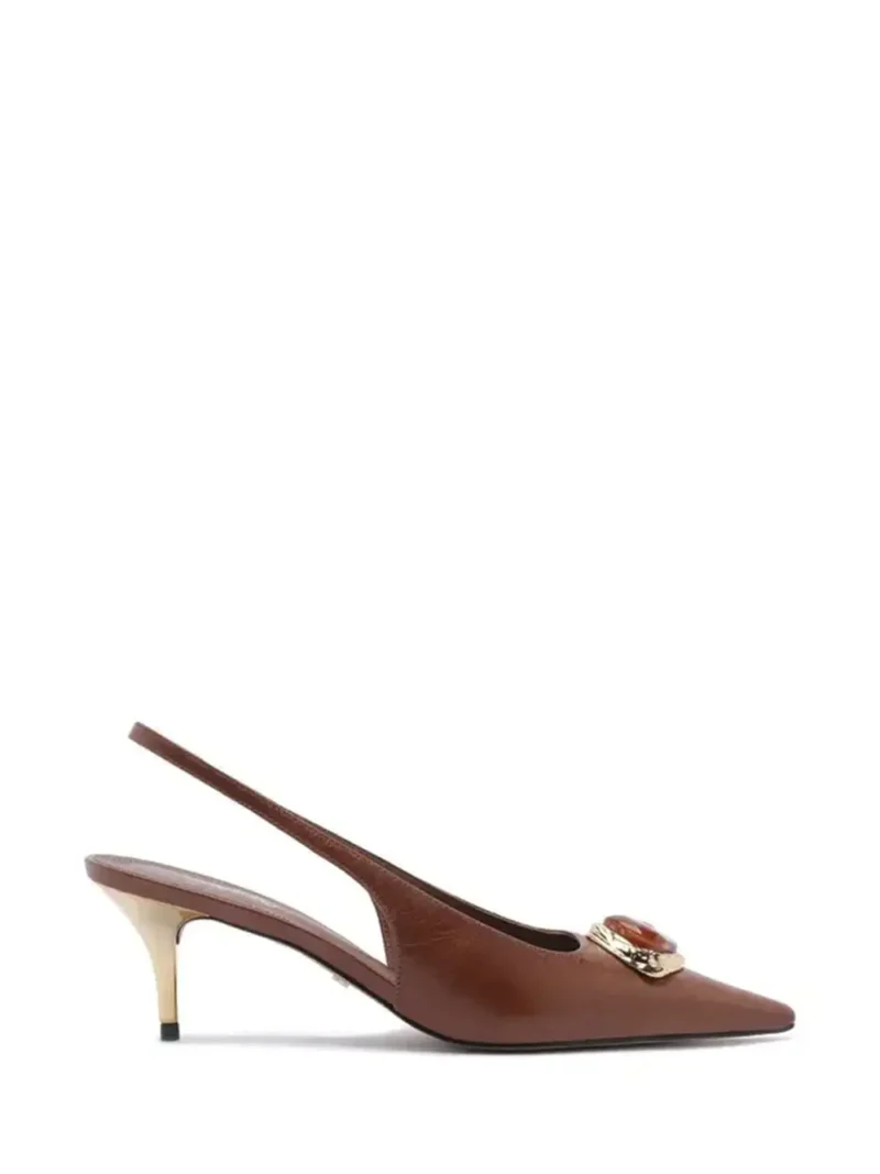 Scarpin em Pele Castanha e Pedra na Biqueira