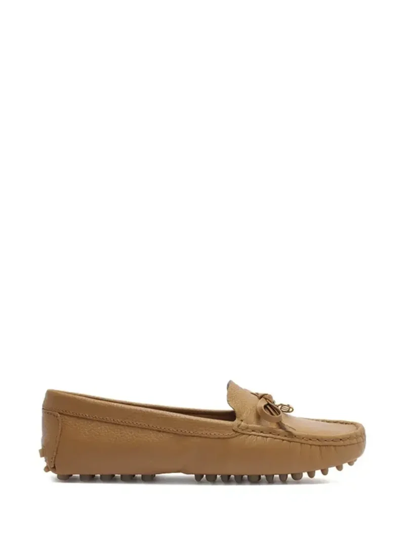 Loafer em Pele Camel com Laço