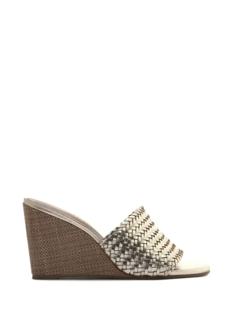 Sandália de Cunha em Pele Dourada