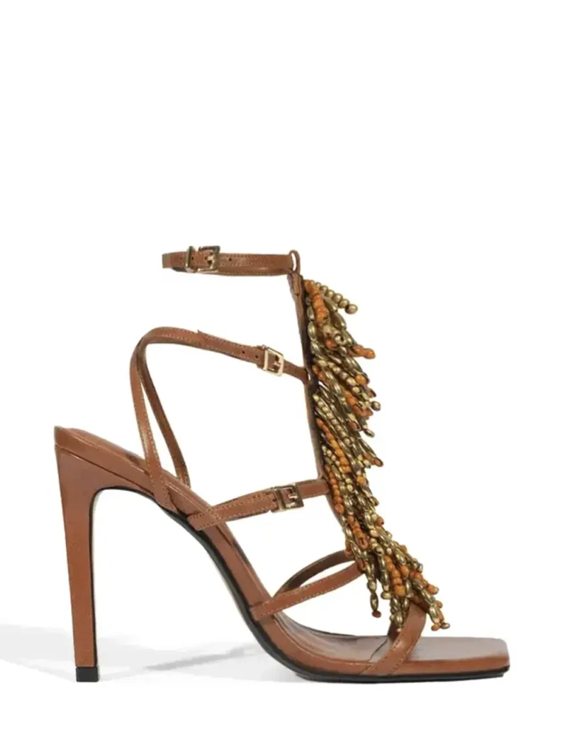 Sandália Schutz em Pele Castanha com Tiras e Missangas