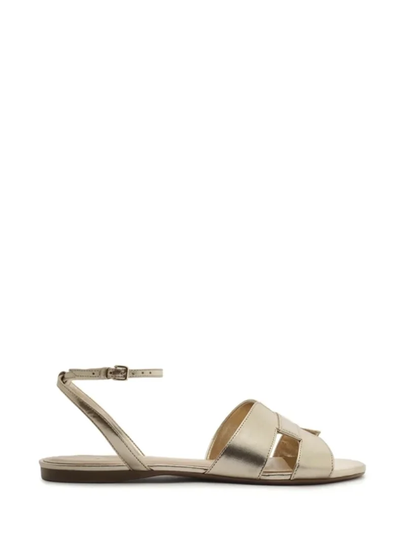 Sandália Rasa em Pele Dourada