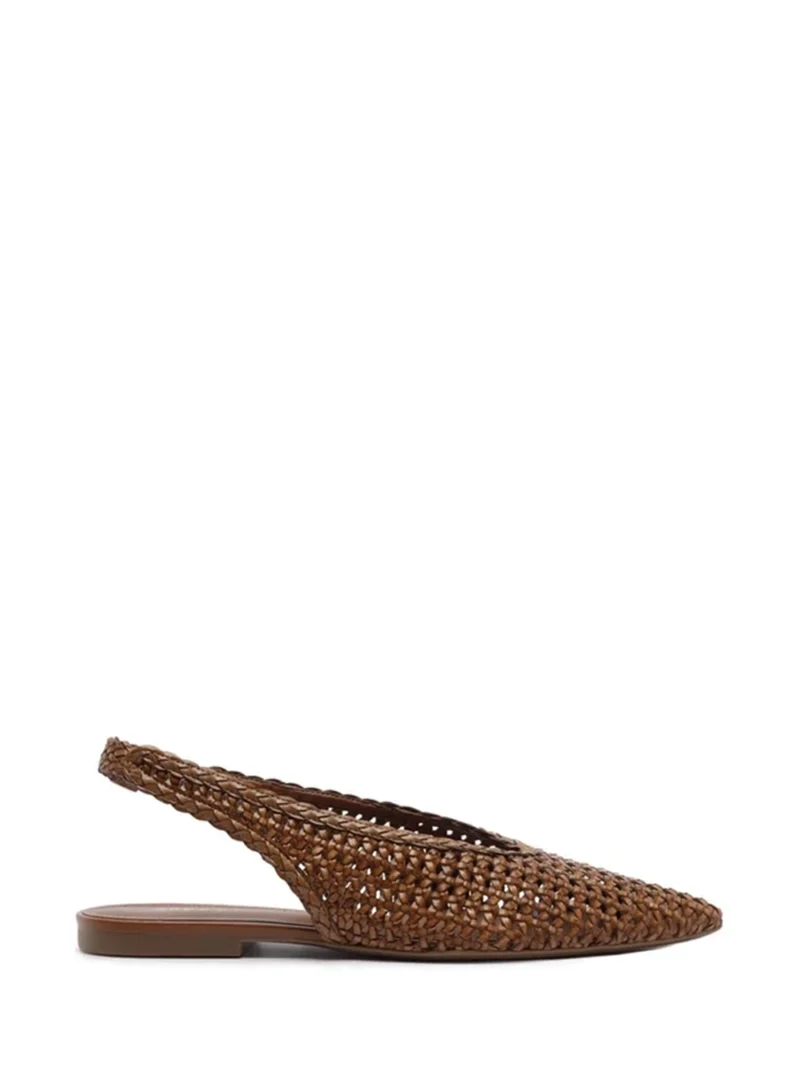 Sapatilha Castanha Tressê e Biqueira Fina