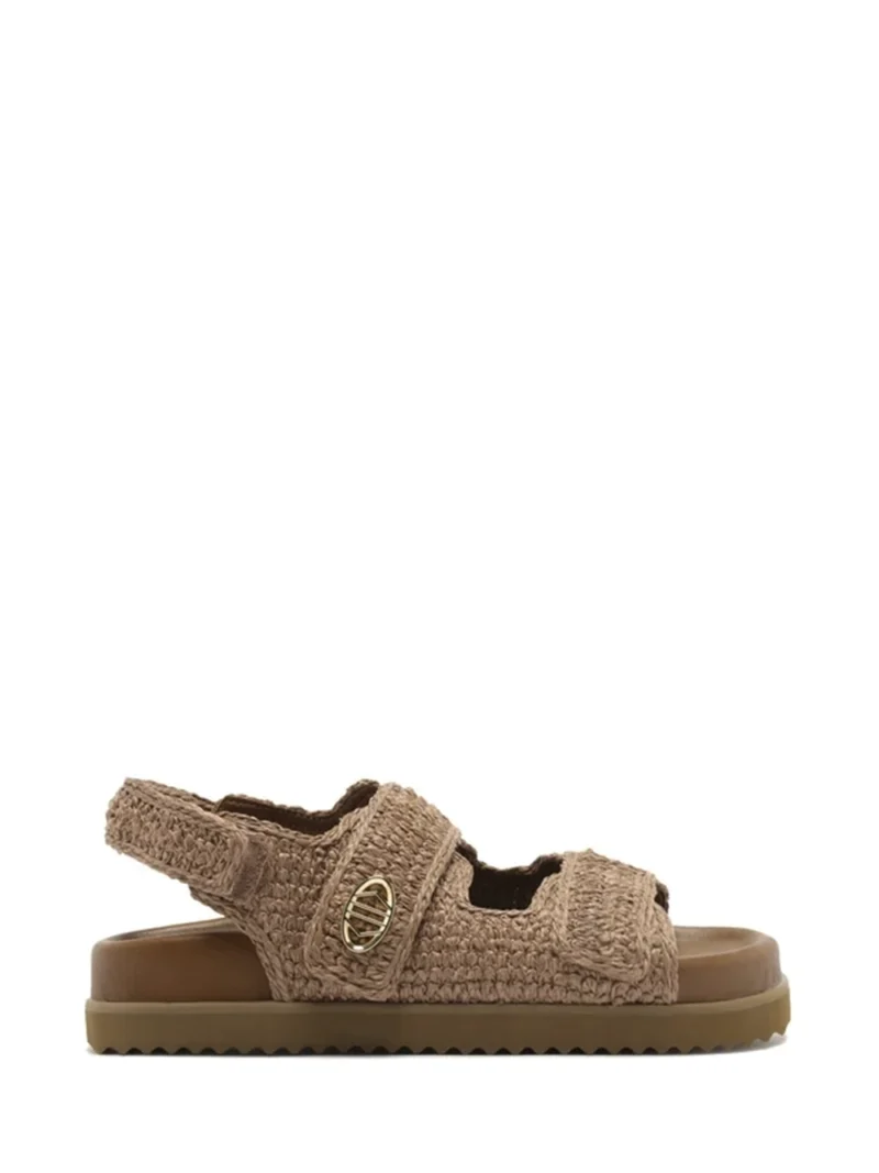 Sandália Castanha Bordada Tratorada