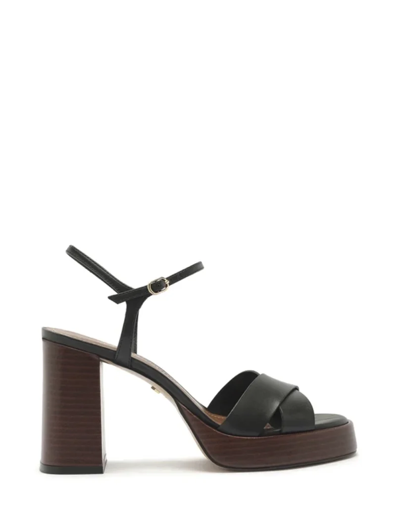 Sandália Preta em Pele e Salto em Madeira