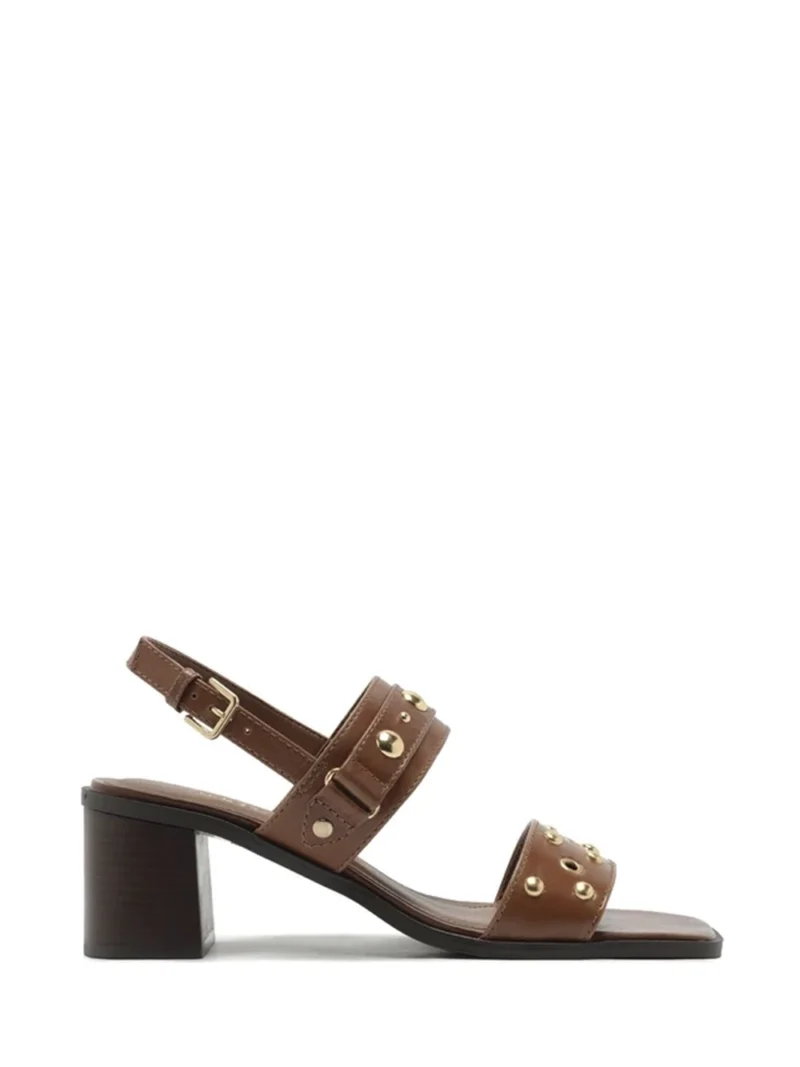 Sandália em Pele Castanha Salto Bloco Metais