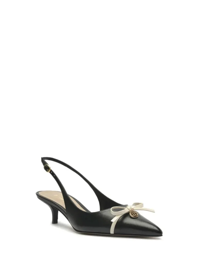 Alternative view of Scarpin Preto em Pele Salto Baixo Slingback