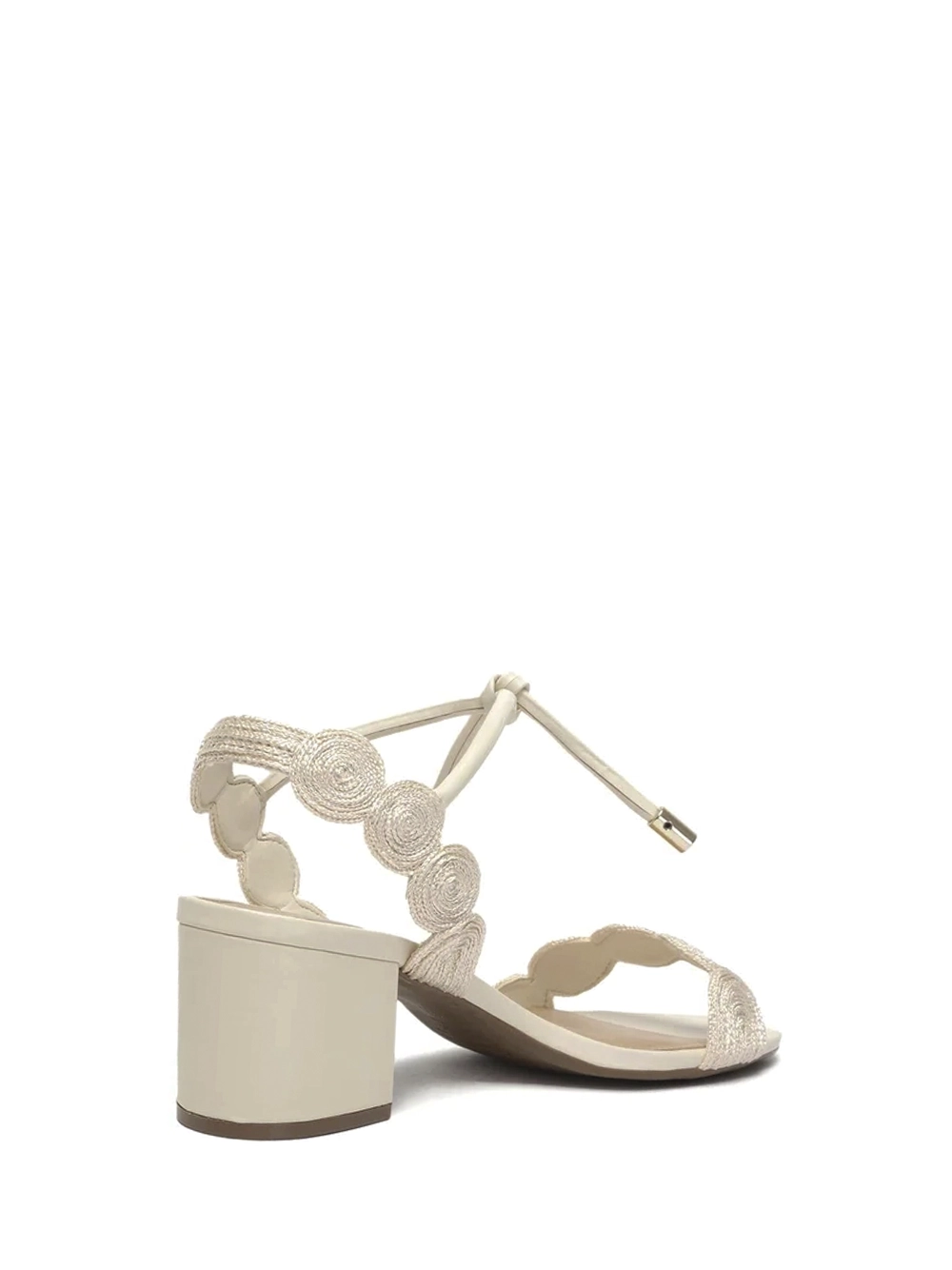 Sandália em Pele Off-White e Tiras Bordadas - Image 3